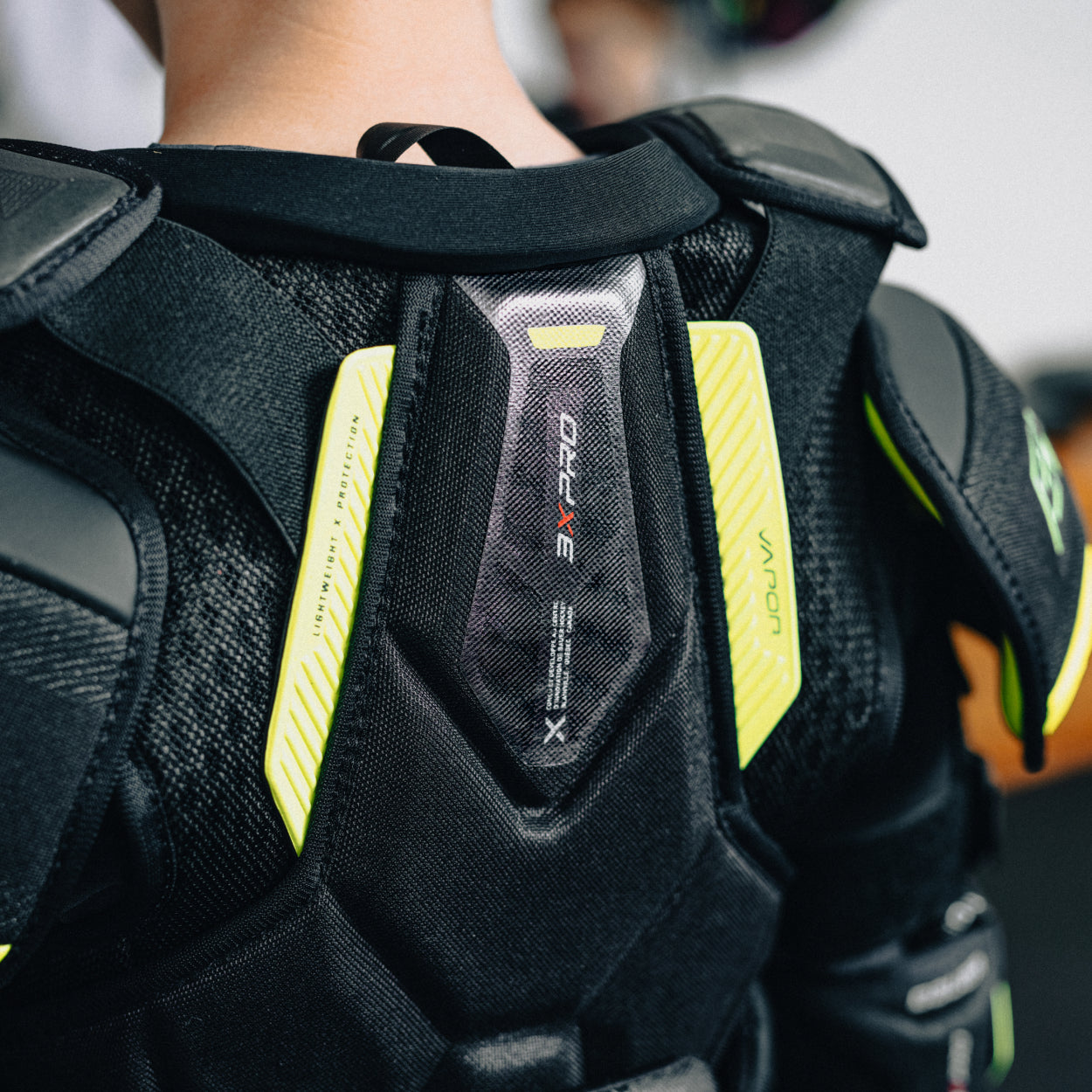 VAPOR 3X PRO SHOULDER PAD JUNIOR