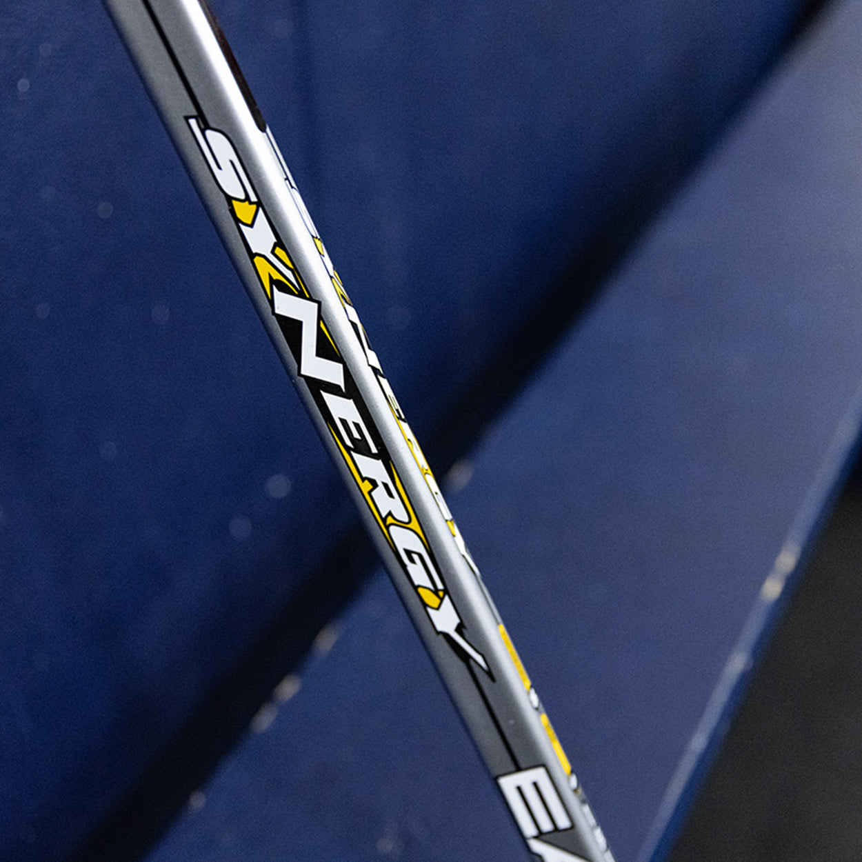EASTON SYNERGY GRIP STICK SILVER