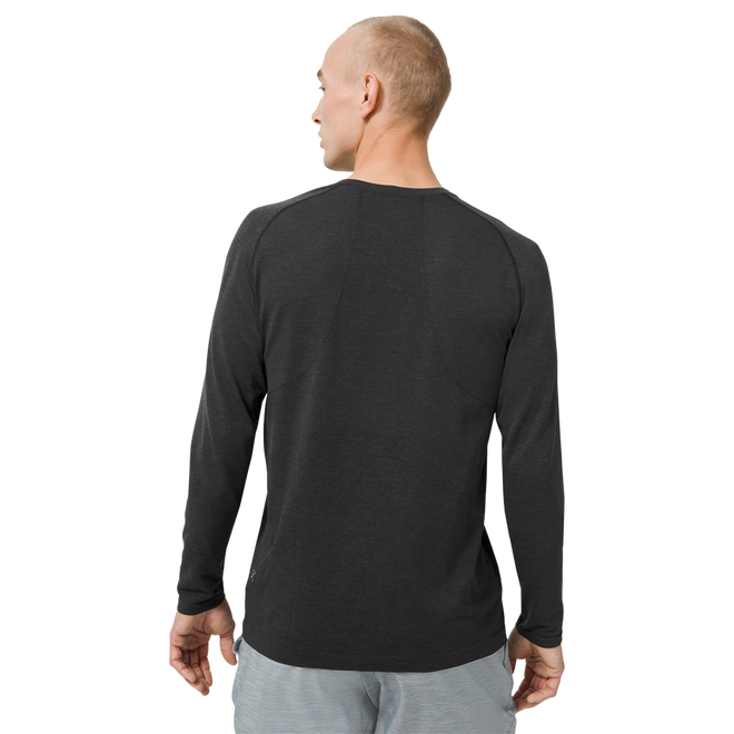 BAUER // lululemon METALVENT TECH LONG SLEEVE