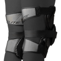 S25 BAUER ELITE KNEE GUARD INTERMEDIATE