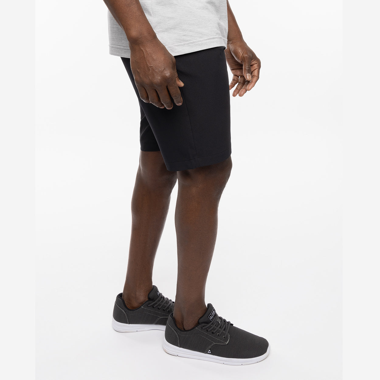 BAUER // TRAVIS MATHEW STARNES SHORT BLACK