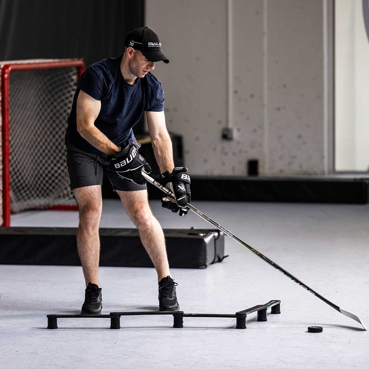Adjustable Hockey Stick Handling Trainer - Improve Ball Control & Reaction Time For Hockey Drills