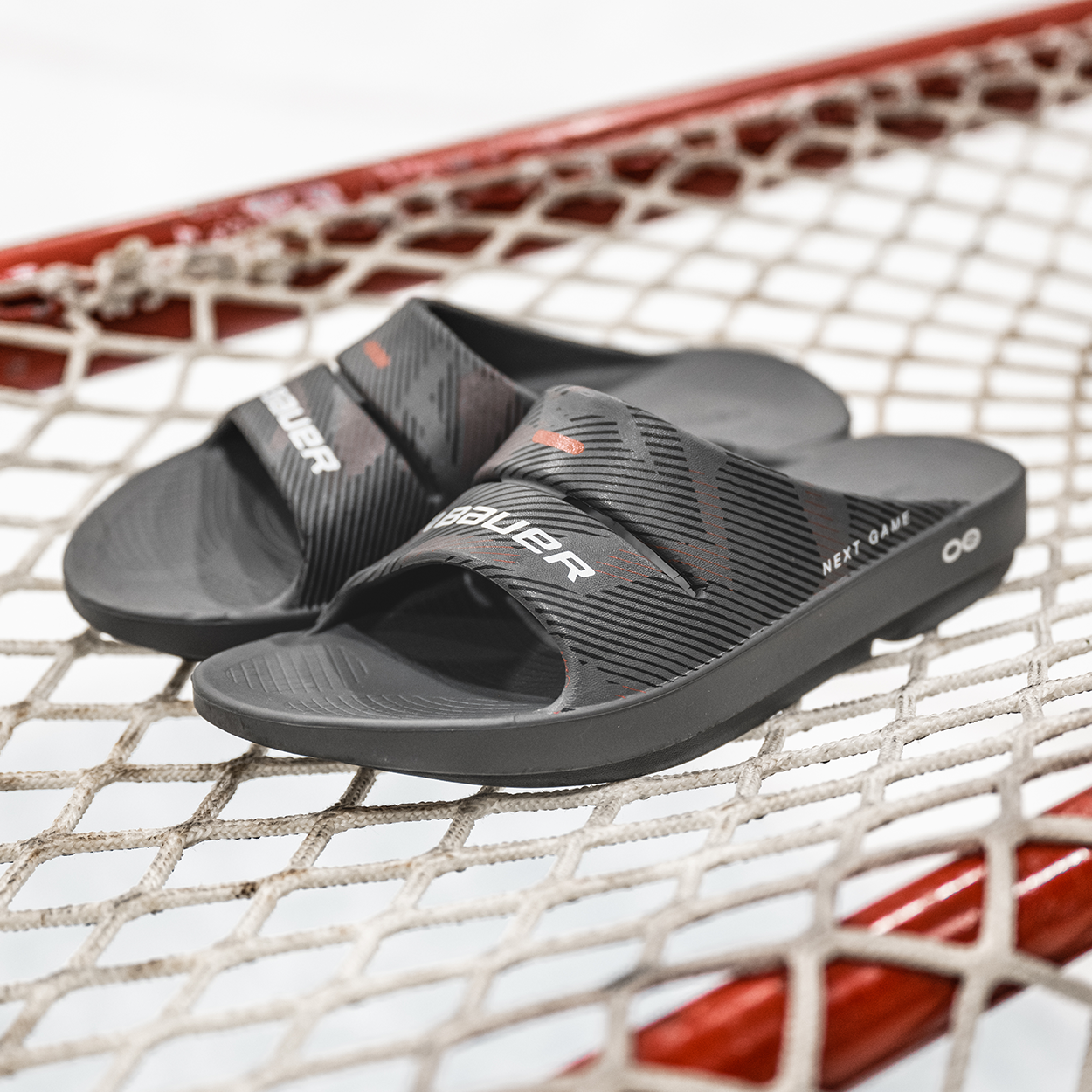 BAUER | OOFOS NEXT GAME SPORT SLIDE SENIOR